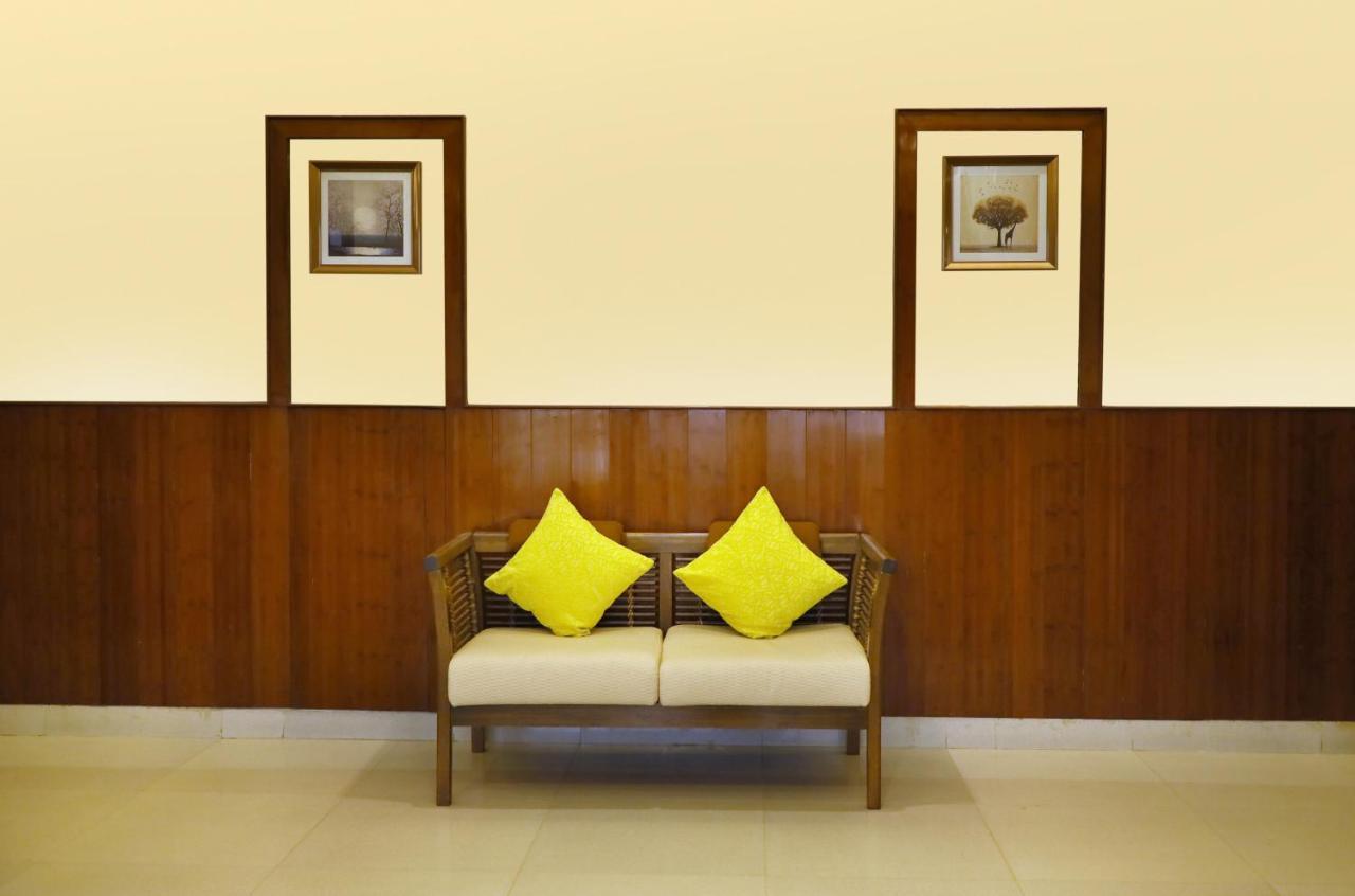 צ'נאי Taz Kamar Family Hotel מראה חיצוני תמונה