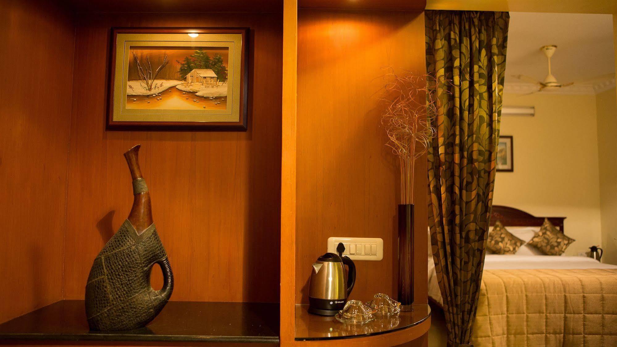 צ'נאי Taz Kamar Family Hotel מראה חיצוני תמונה