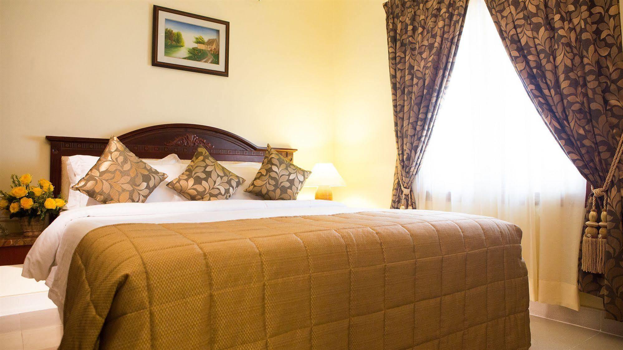 צ'נאי Taz Kamar Family Hotel מראה חיצוני תמונה